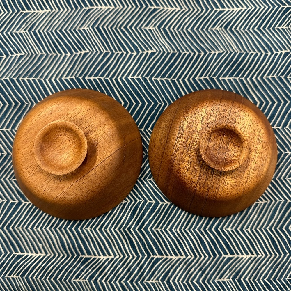 African Mahogany Pair of small bowls - Picture 3 of 3